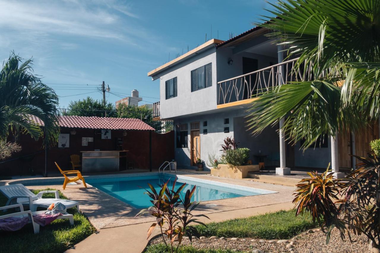 פוארטו אסקונדידו Coccoloba Guest House מראה חיצוני תמונה